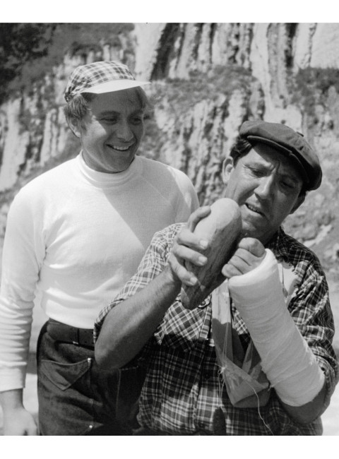 Любовь с первого кадра. Лица и роли: легенды нашего кино. Корсаков Д.